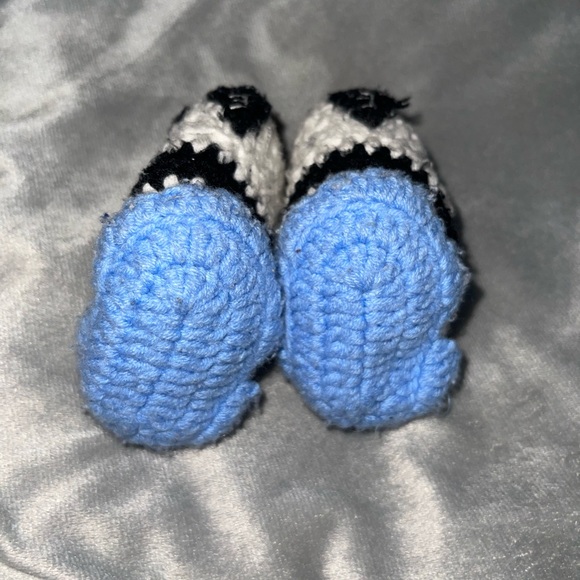 Katie’s Jordan concord 11s size new born - Picture 4 of 4